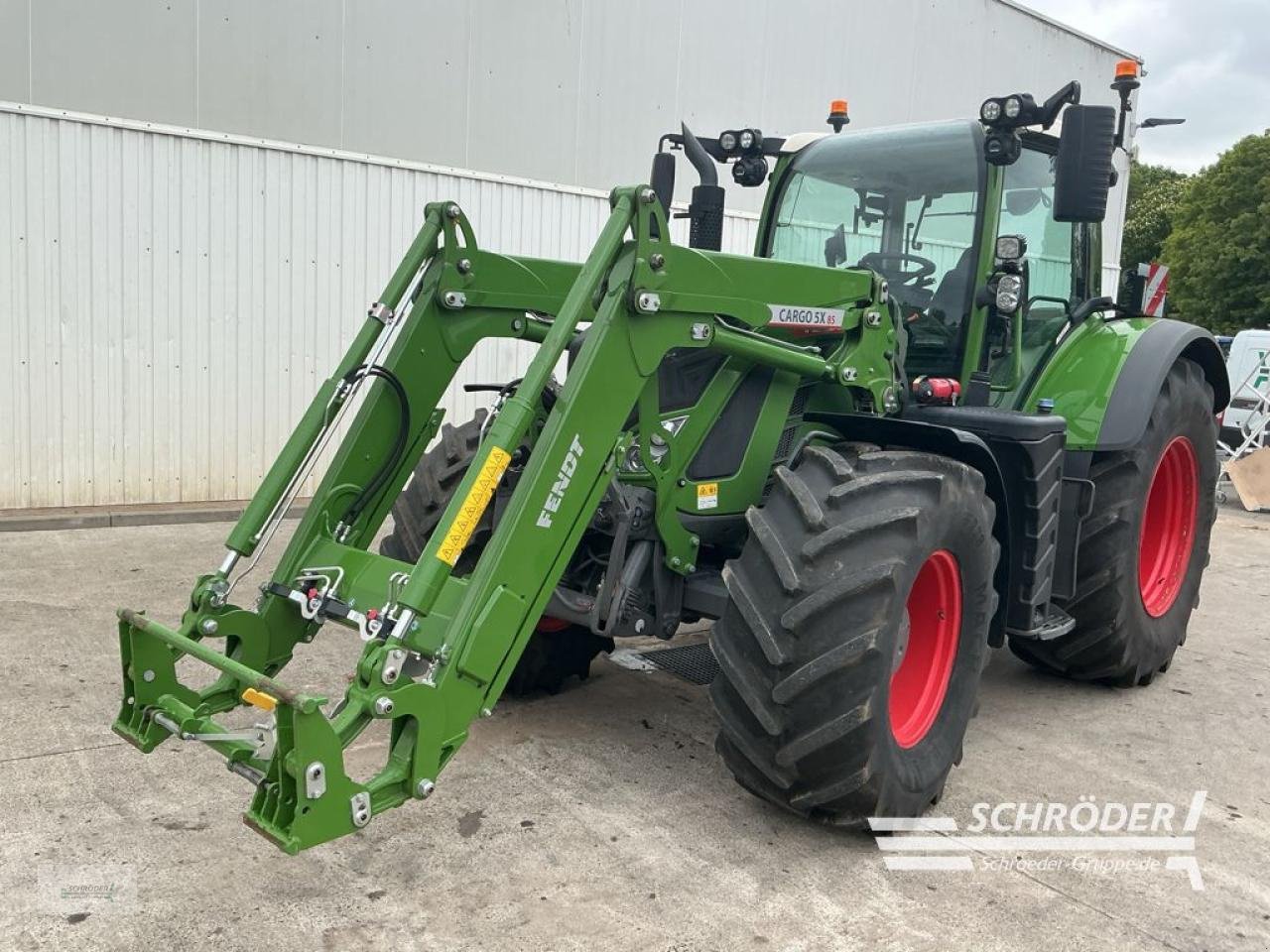 Traktor του τύπου Fendt 724 GEN6 PROFI PLUS | CARGO 5X/85 DW, Gebrauchtmaschine σε Friedland (Φωτογραφία 8)
